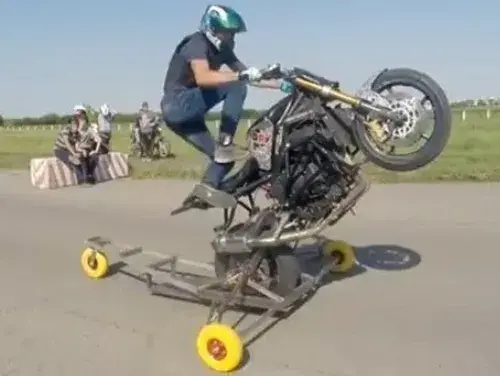 Projeto Digital Elevador de Moto Forge — prévia 4