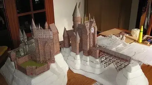 Fortaleza Arcana dos Feiticeiros — Diorama Papercraft Premium — prévia 4